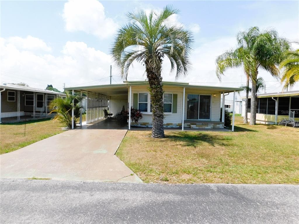 5239 MARY STREET ZEPHYRHILLS, FL 33542