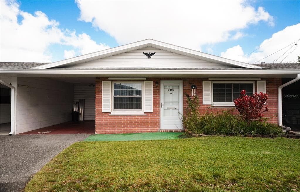 4995 CROCUS PLACE N PINELLAS PARK, FL 33782