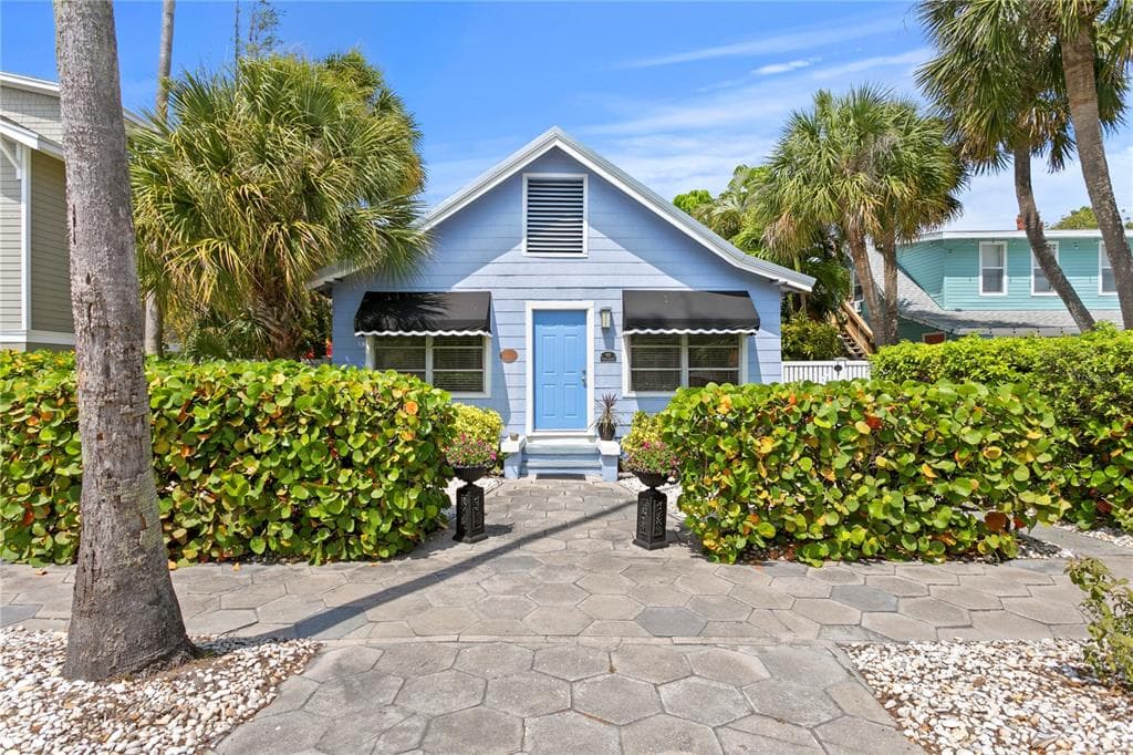 105 10TH AVENUE ST PETE BEACH, FL 33706