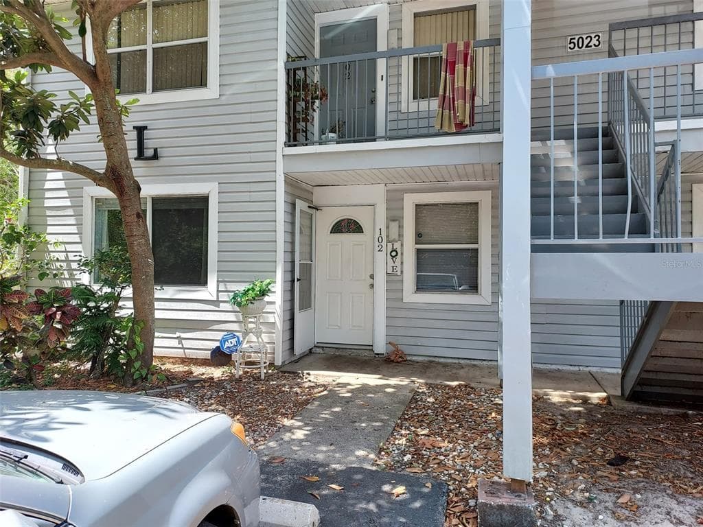 5023 TERRACE PALMS CIRCLE UNIT 102 TAMPA, FL 33617