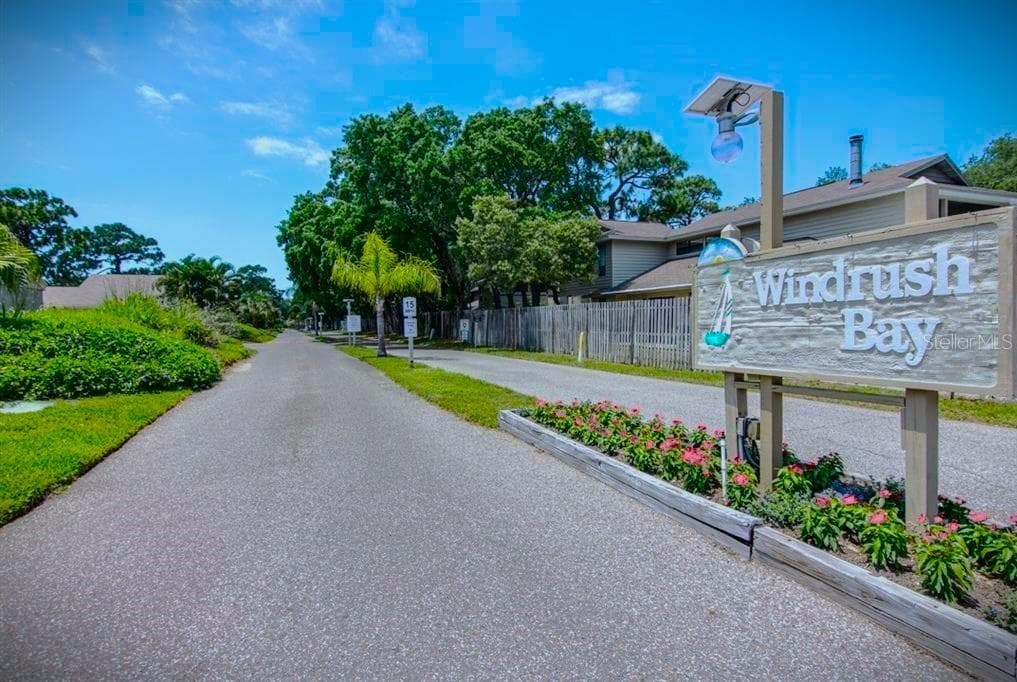 650 WINDRUSH BAY DRIVE UNIT 210 TARPON SPRINGS, FL 34689
