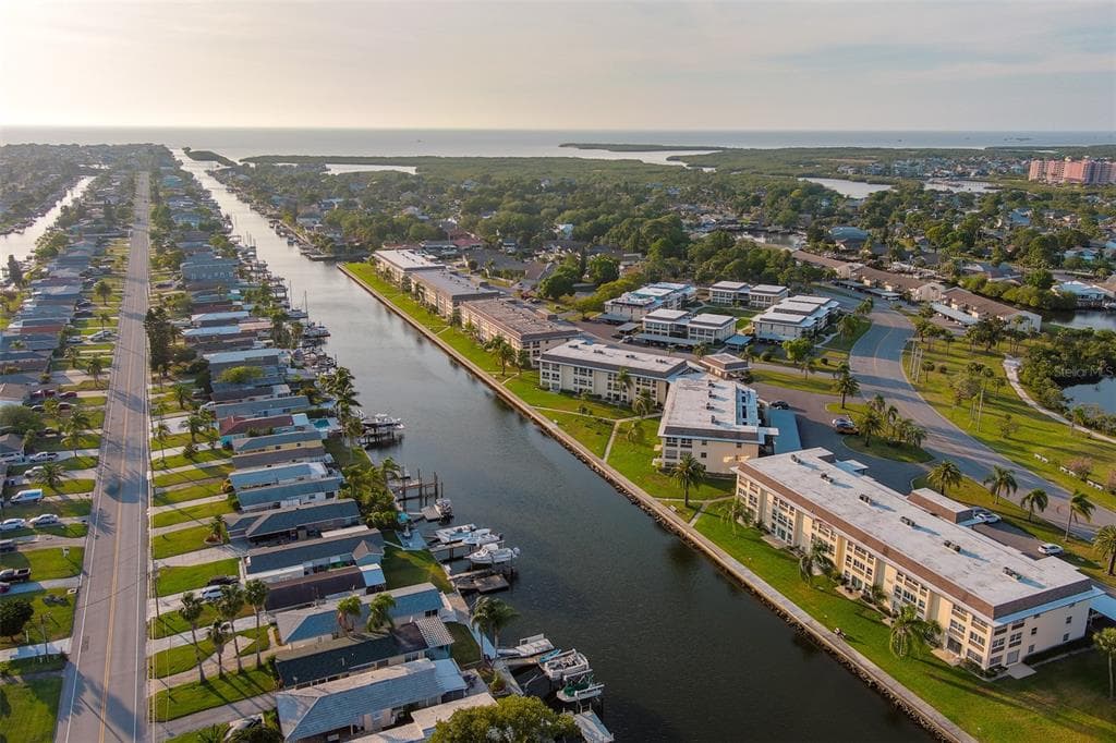 4632 MARINE PARKWAY UNIT 103 NEW PORT RICHEY, FL 34652