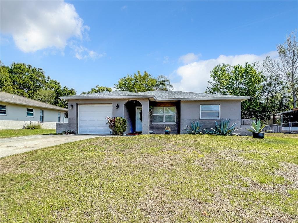 915 TODDSMILL TRACE TARPON SPRINGS, FL 34689