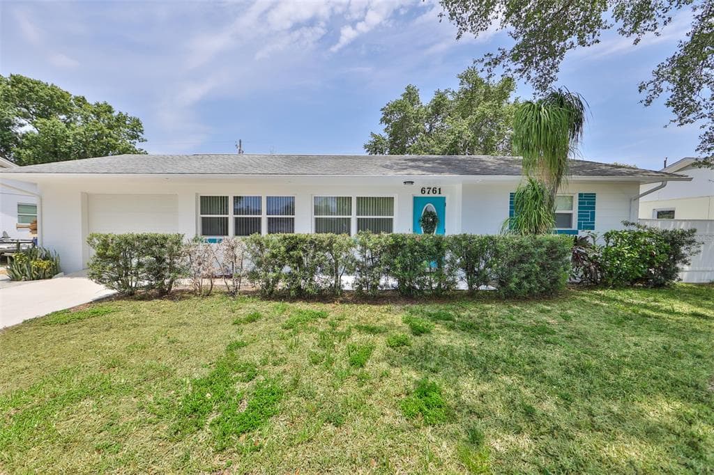 6761 35TH TERRACE N ST PETERSBURG, FL 33710