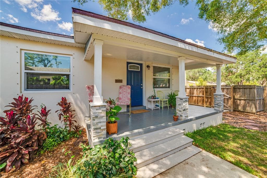 2161 8TH AVENUE N ST PETERSBURG, FL 33713