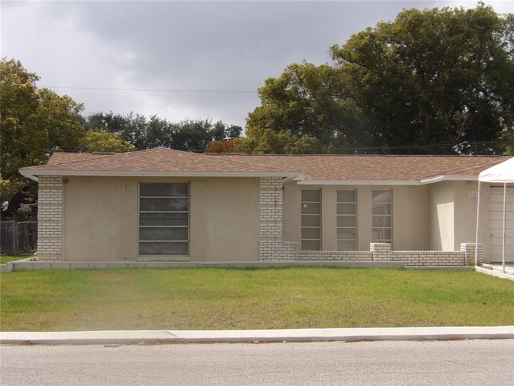 7226 RHINEBECK DRIVE PORT RICHEY, FL 34668
