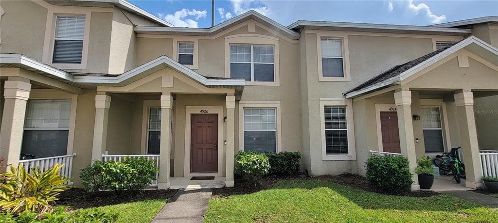 4926 CACTUS NEEDLE LANE WESLEY CHAPEL, FL 33544