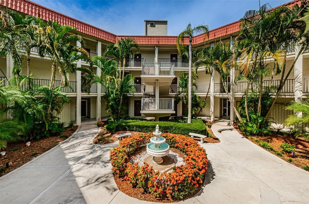 2700 BAYSHORE BOULEVARD UNIT 2201 DUNEDIN, FL 34698
