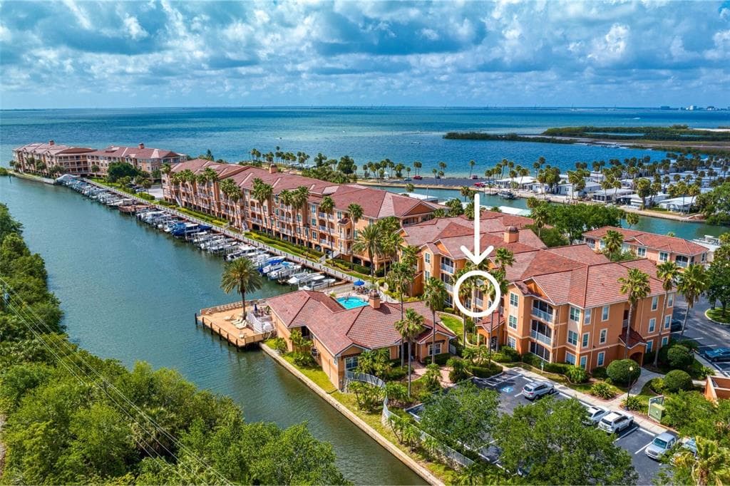 5000 CULBREATH KEY WAY UNIT 4203 TAMPA, FL 33611