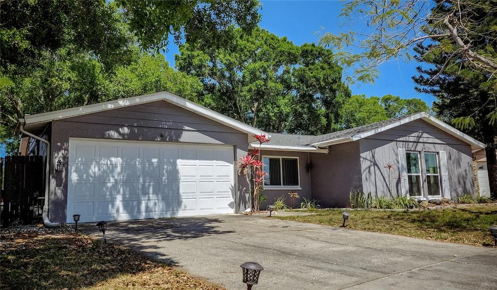 14978 CROMWELL DRIVE CLEARWATER, FL 33764