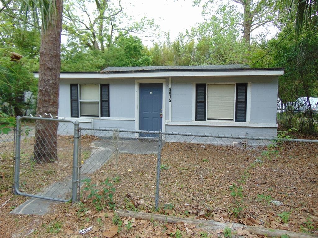 9015 ADAMS AVENUE JACKSONVILLE, FL 32208