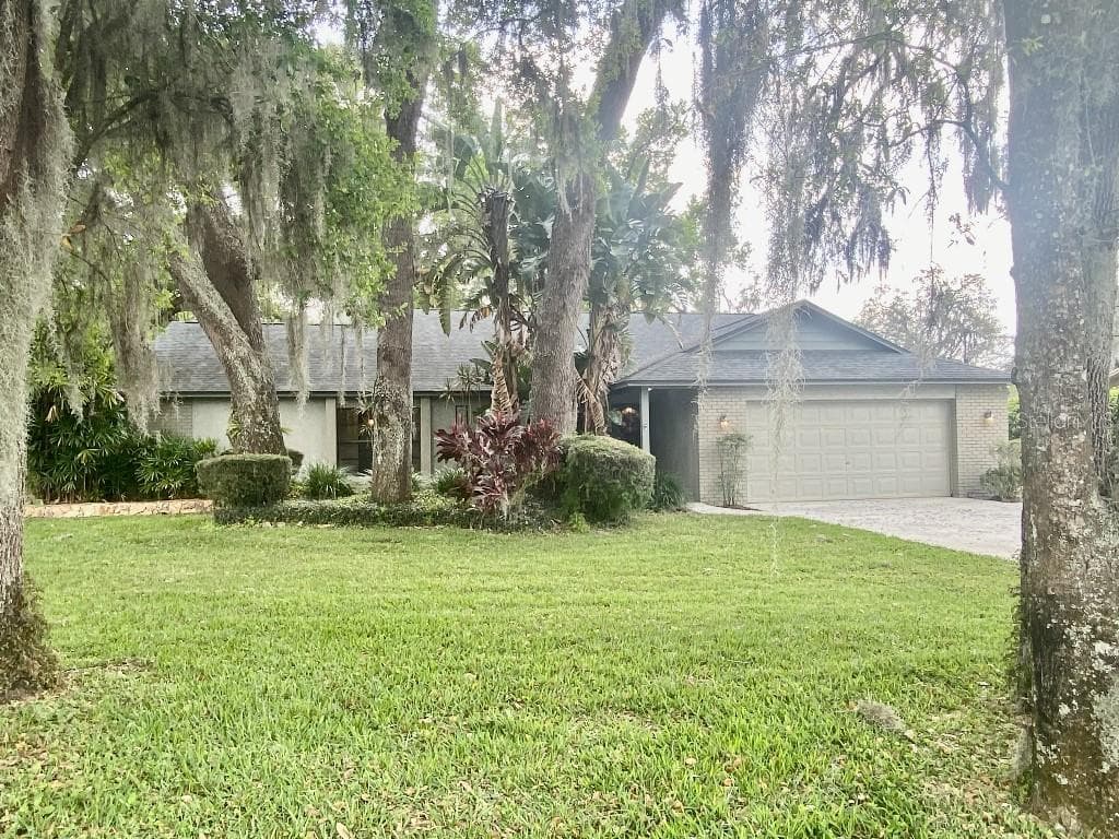 507 DUQUE ROAD LUTZ, FL 33549