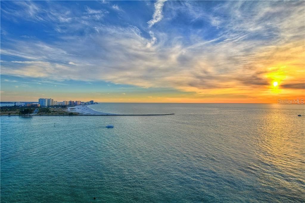 450 S GULFVIEW BOULEVARD UNIT 803 CLEARWATER, FL 33767
