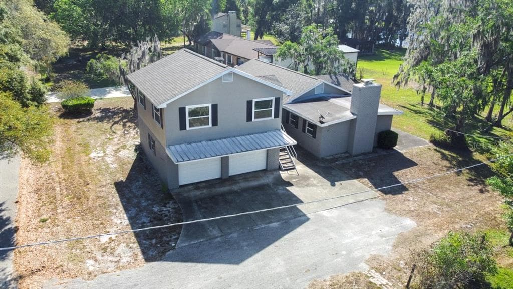 18922 CRESCENT ROAD