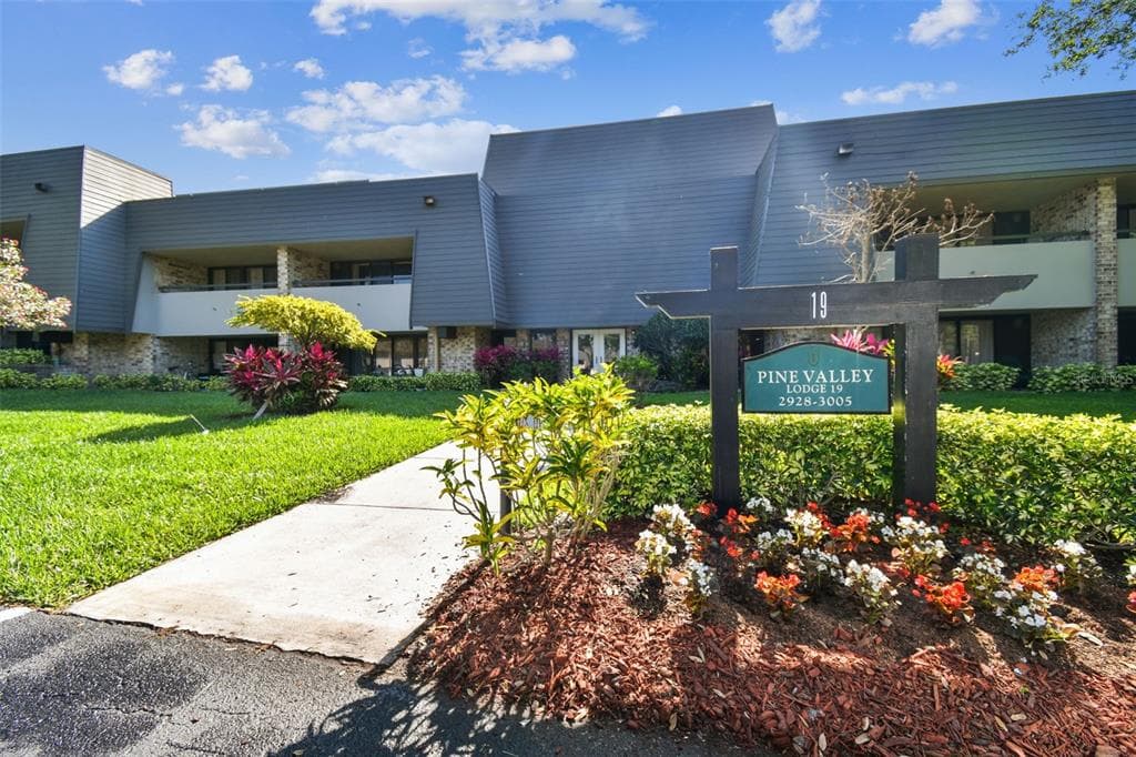 36750 US HIGHWAY 19 N UNIT 19116 PALM HARBOR, FL 34684