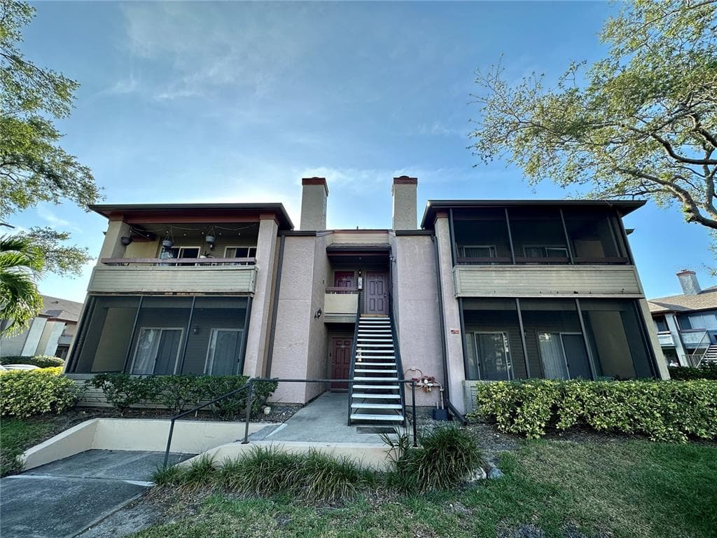 10265 GANDY BOULEVARD N UNIT 909 ST PETERSBURG, FL 33702