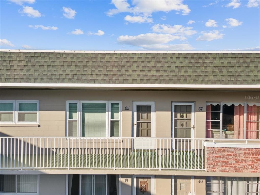 2427 RHODESIAN DRIVE UNIT 65 CLEARWATER, FL 33763
