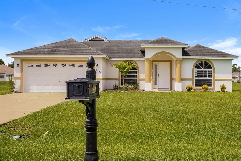 1733 MINNOW COURT POINCIANA, FL 34759