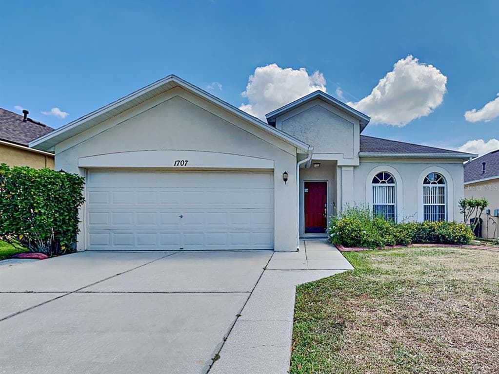 1707 OPEN FIELD LOOP BRANDON, FL 33510