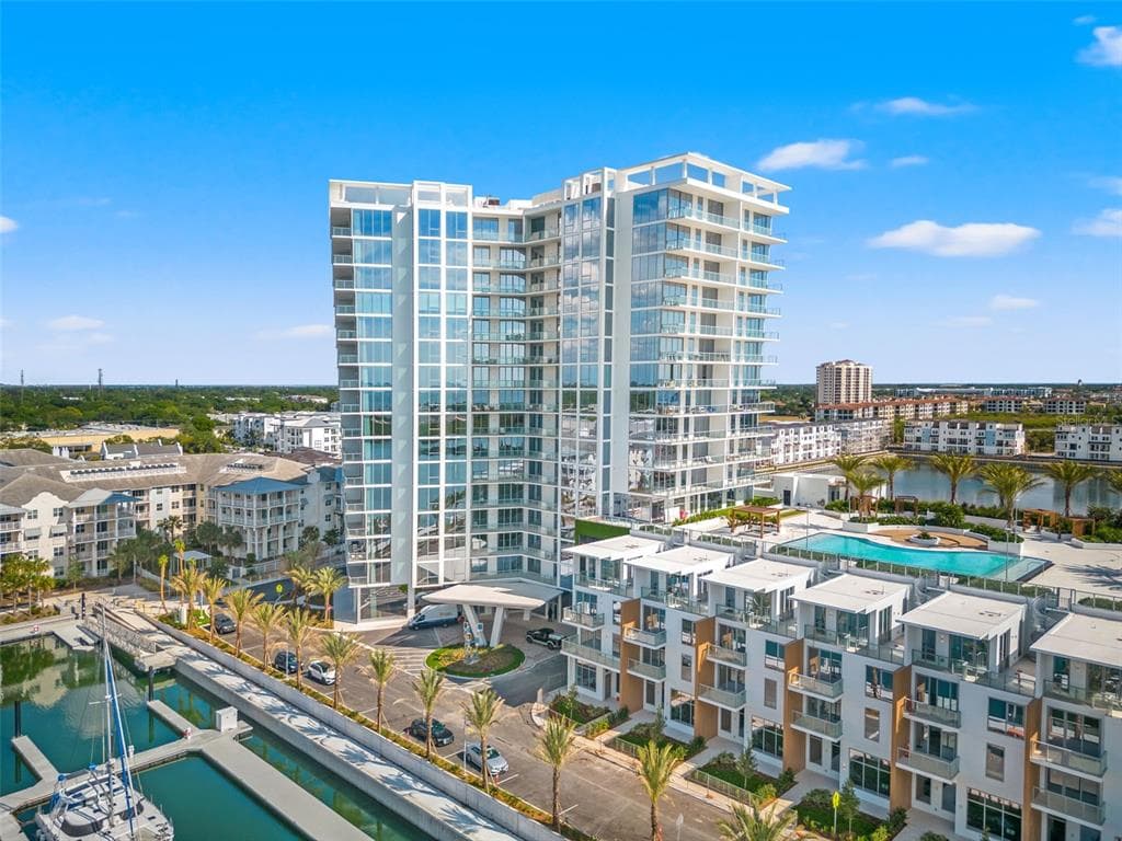 5120 MARINA WAY UNIT 12008 TAMPA, FL 33611