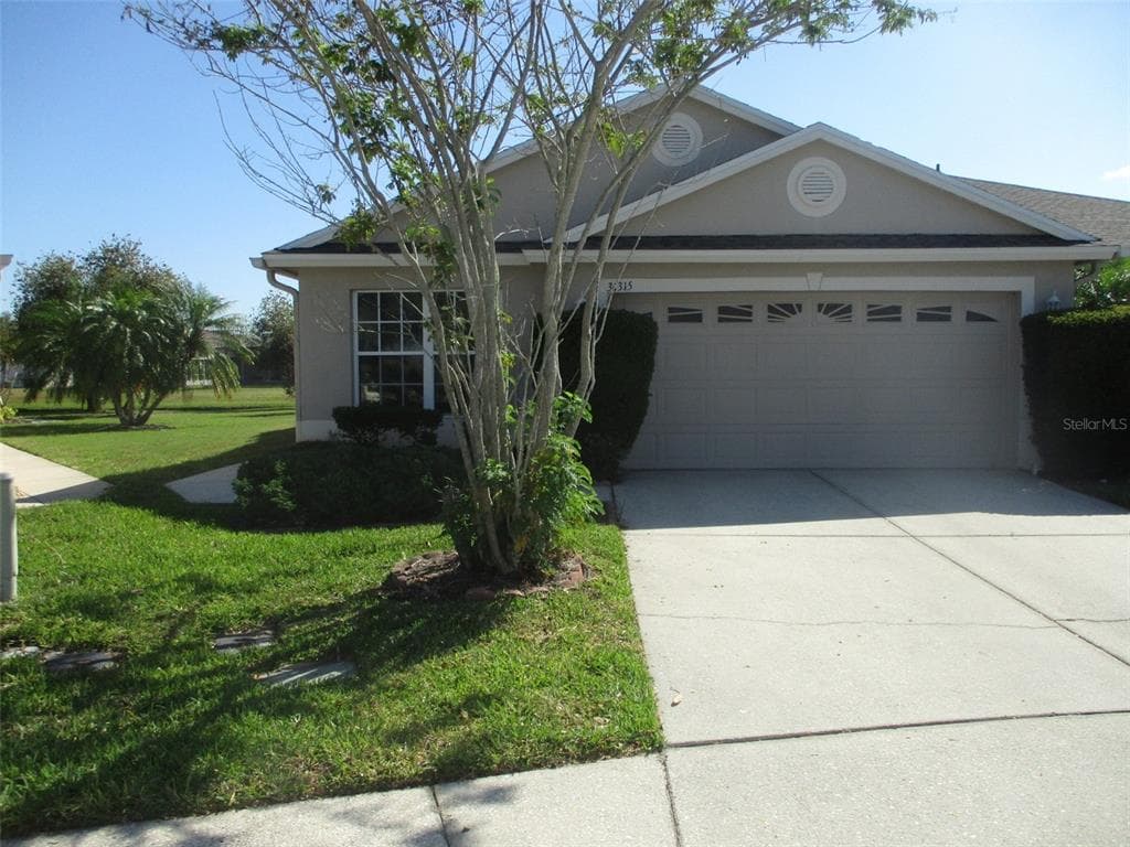31315 SHAKER CIRCLE WESLEY CHAPEL, FL 33543