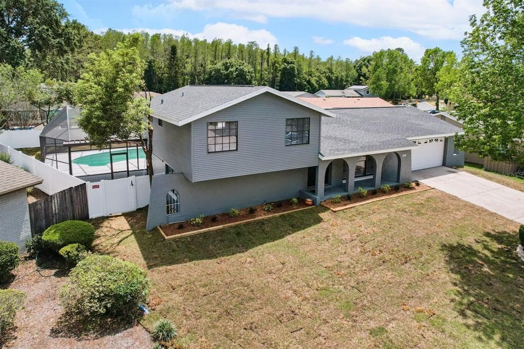 16521 SILVERHILL DRIVE TAMPA, FL 33624