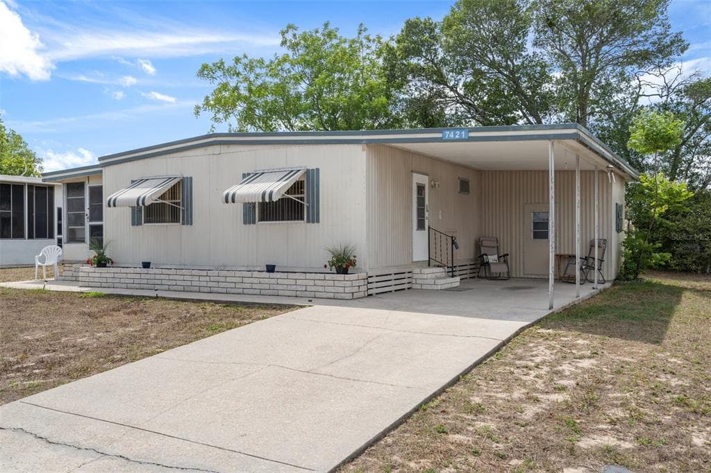 7421 EASTERN CIRCLE DRIVE BROOKSVILLE, FL 34613