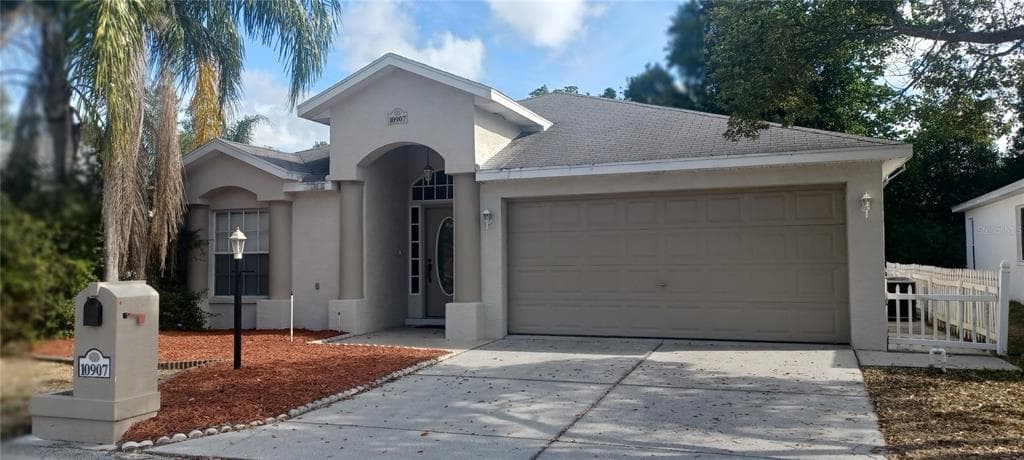 10907 NEW BRIGHTON COURT NEW PORT RICHEY, FL 34654