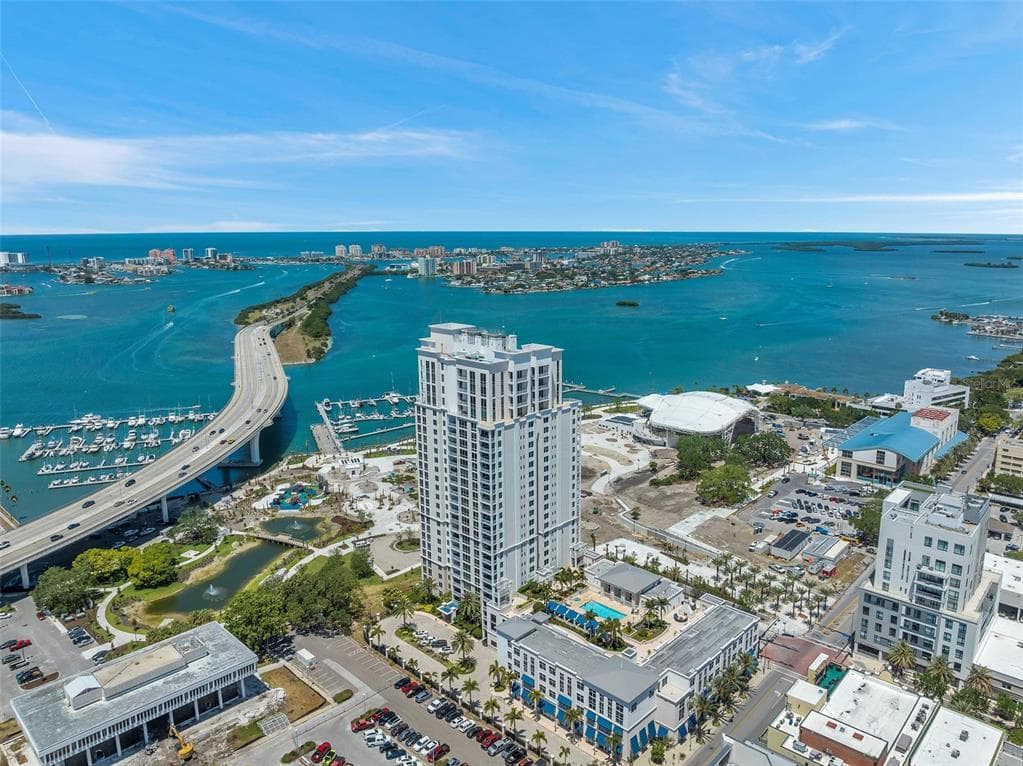 331 CLEVELAND STREET UNIT 215 CLEARWATER, FL 33755
