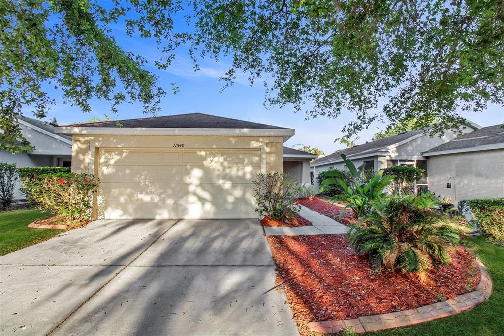 11549 CRESTLAKE VILLAGE DRIVE RIVERVIEW, FL 33569