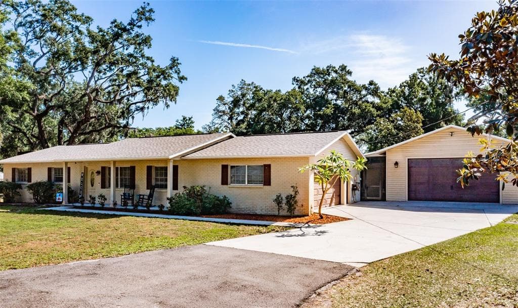307 W WHEELER ROAD SEFFNER, FL 33584