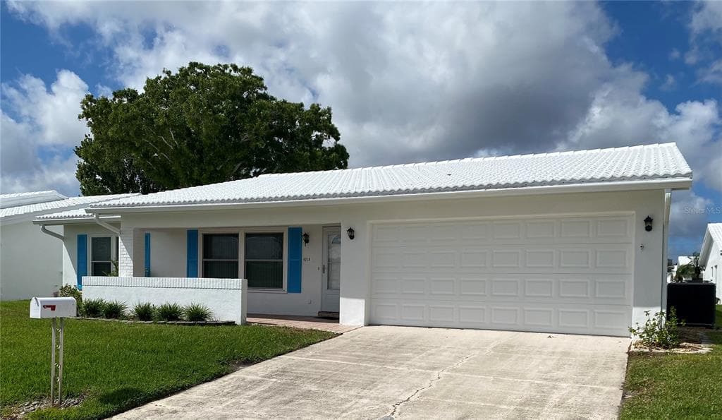 9218 35TH WAY N UNIT 6 PINELLAS PARK, FL 33782