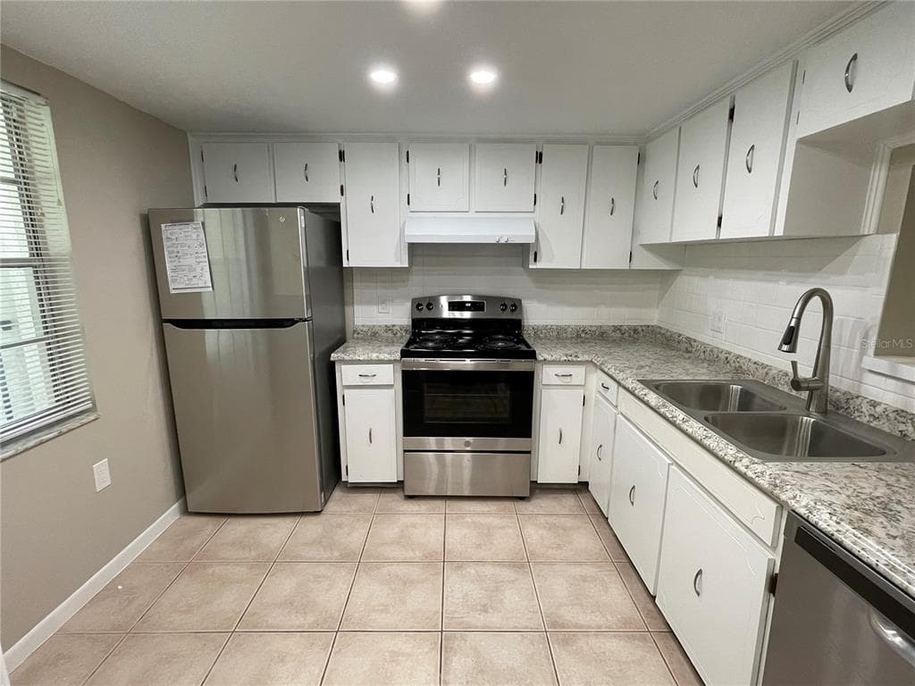 860 VIRGINIA STREET UNIT 311 DUNEDIN, FL 34698