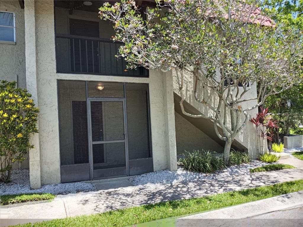 1003 S BAYSHORE BOULEVARD UNIT 107 SAFETY HARBOR, FL 34695