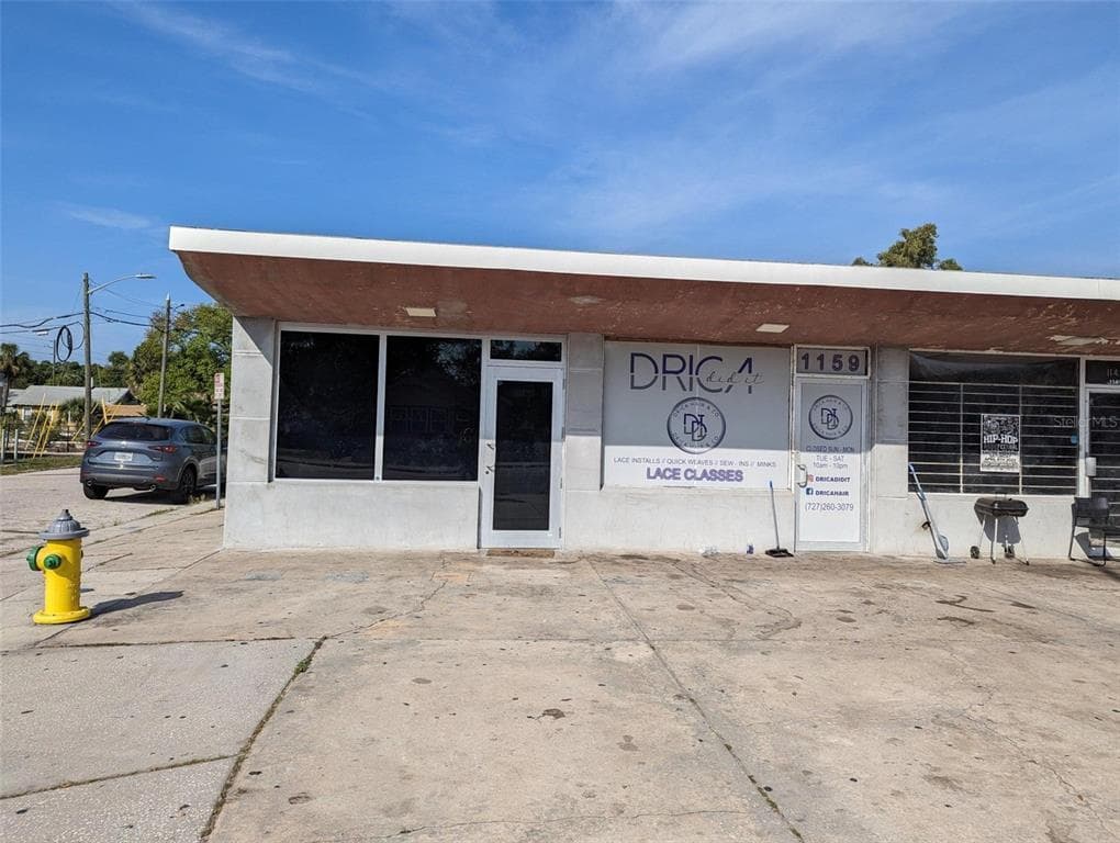 1149 DR MARTIN LUTHER KING JR STREET S ST PETERSBURG, FL 33705