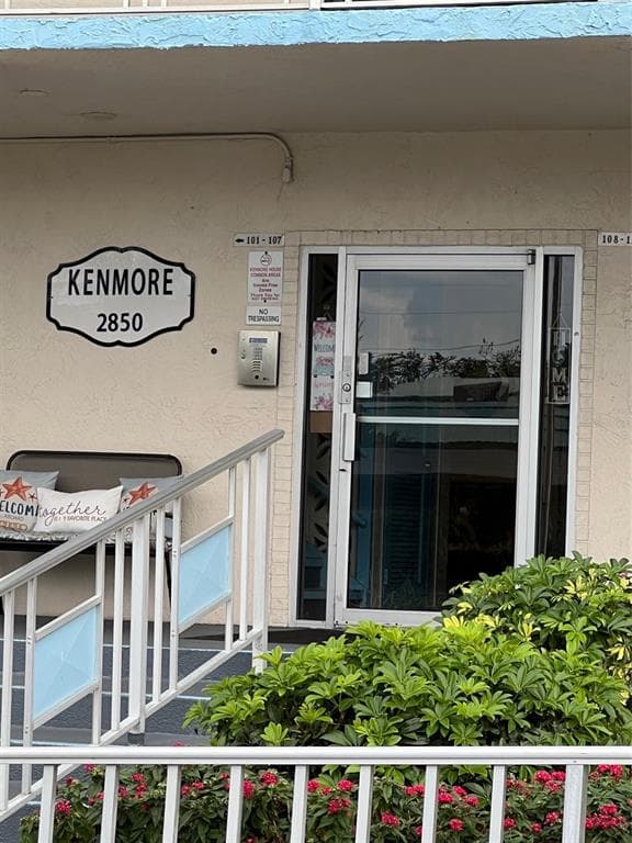 2850 59TH STREET S UNIT 605 GULFPORT, FL 33707