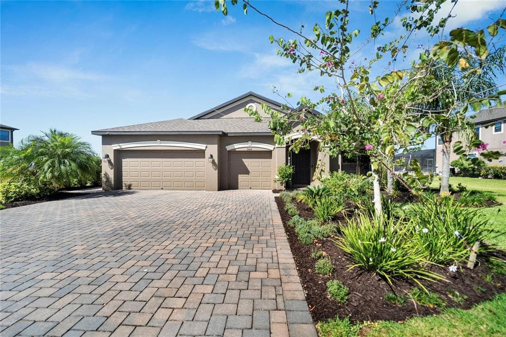 9414 LISBON STREET SEFFNER, FL 33584