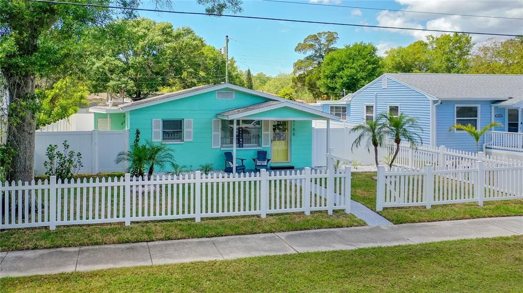 2105 52ND STREET S GULFPORT, FL 33707