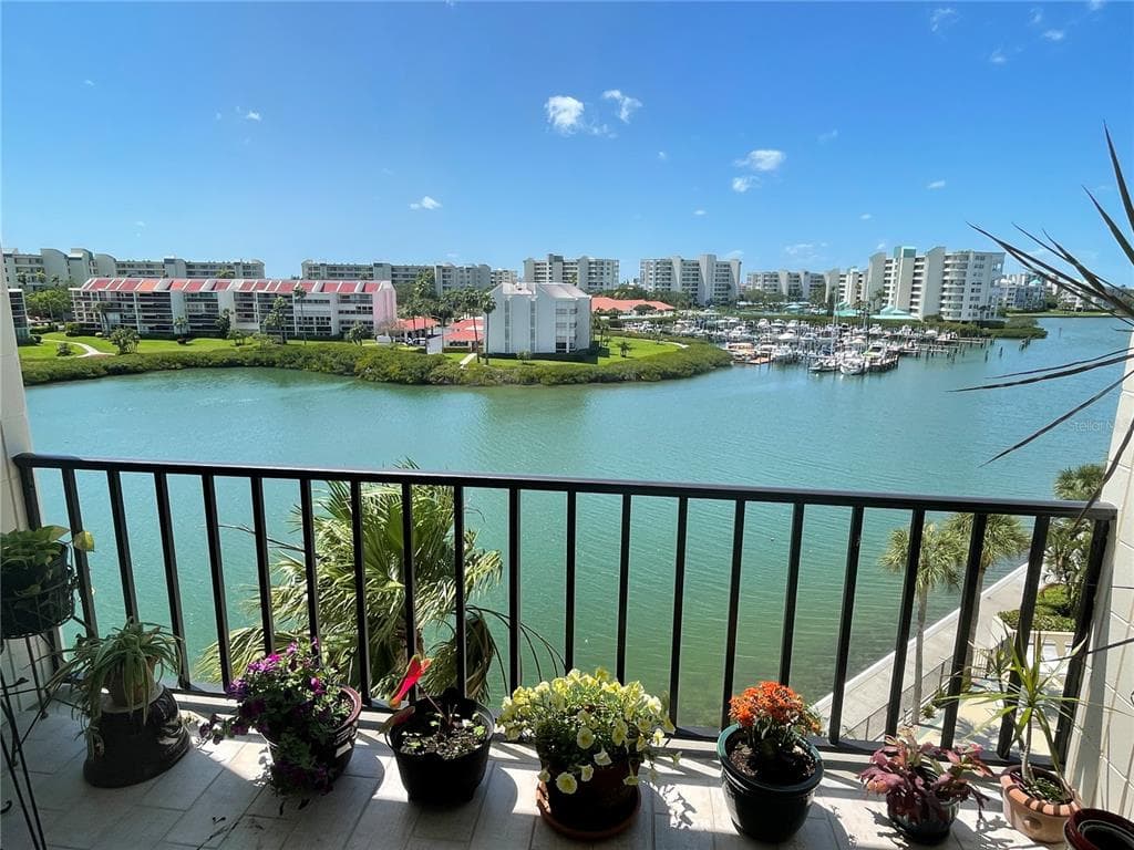 7400 SUN ISLAND DRIVE S UNIT 602 SOUTH PASADENA, FL 33707