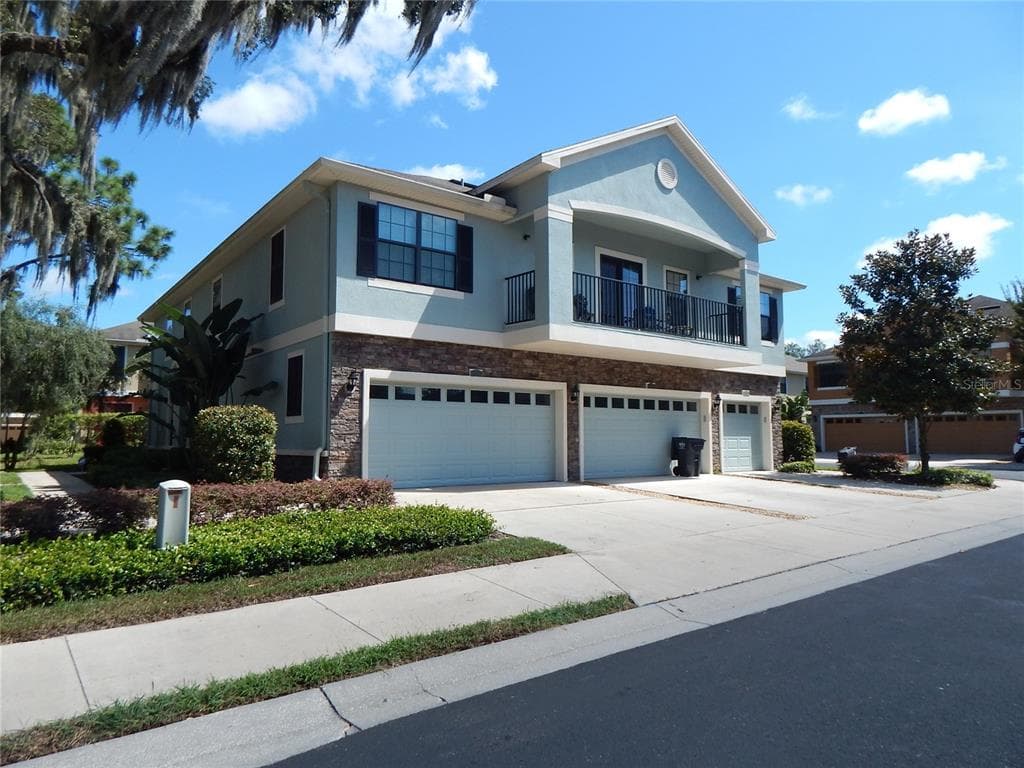 16616 KINGLETSIDE COURT LITHIA, FL 33547