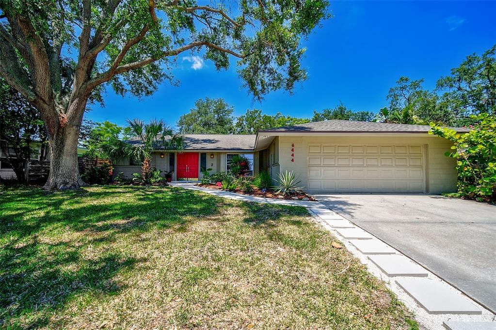 6444 SEAGATE AVENUE SARASOTA, FL 34231