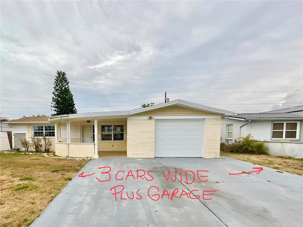 5131 VICTORIA LANE HOLIDAY, FL 34690