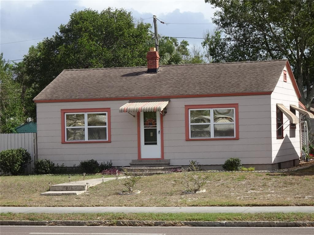 4536 5TH AVENUE N ST PETERSBURG, FL 33713