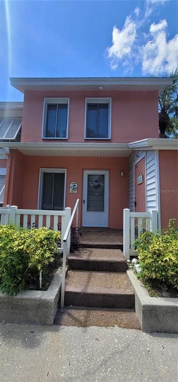4160 35TH TERRACE S UNIT 49H ST PETERSBURG, FL 33711