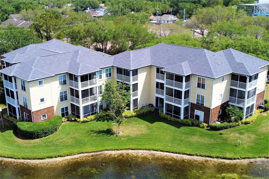 10114 WINSFORD OAK BOULEVARD UNIT 526