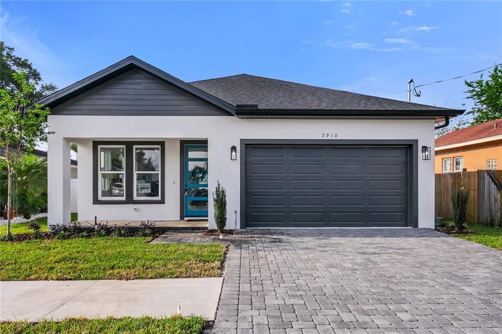 2910 W DEWEY STREET TAMPA, FL 33607