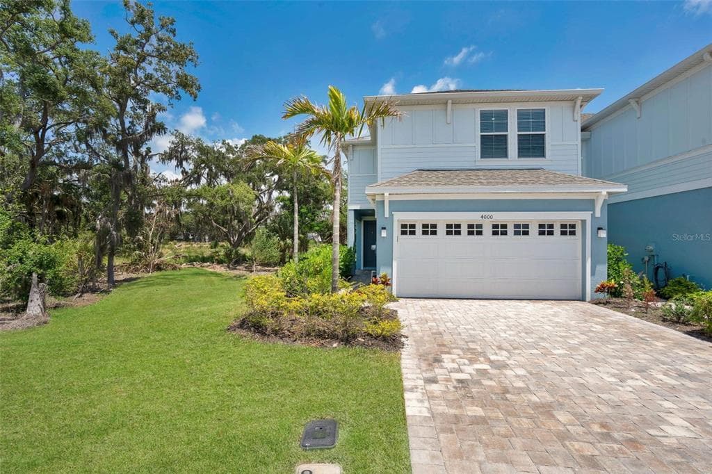 4000 VIA SIENNA CIRCLE SARASOTA, FL 34243