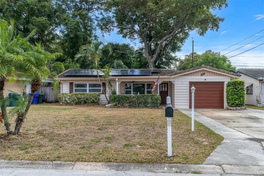 2125 INDIGO DRIVE