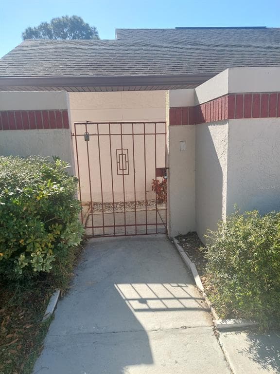 6909 SILVERMILL DRIVE TAMPA, FL 33635