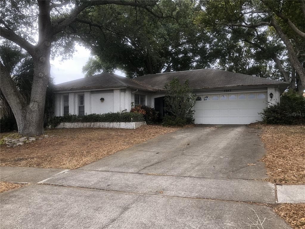 3243 MACGREGOR DRIVE PALM HARBOR, FL 34684